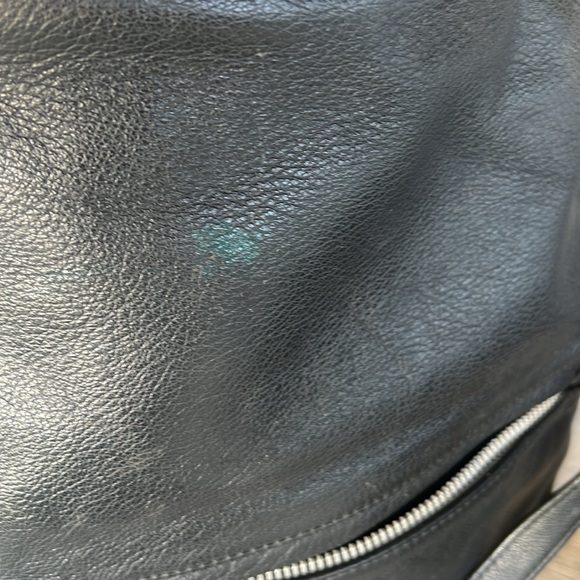 Vintage Black Leather Foldover Shoulder Bag with Hinged silver Metal Frame - Picture 9 of 14